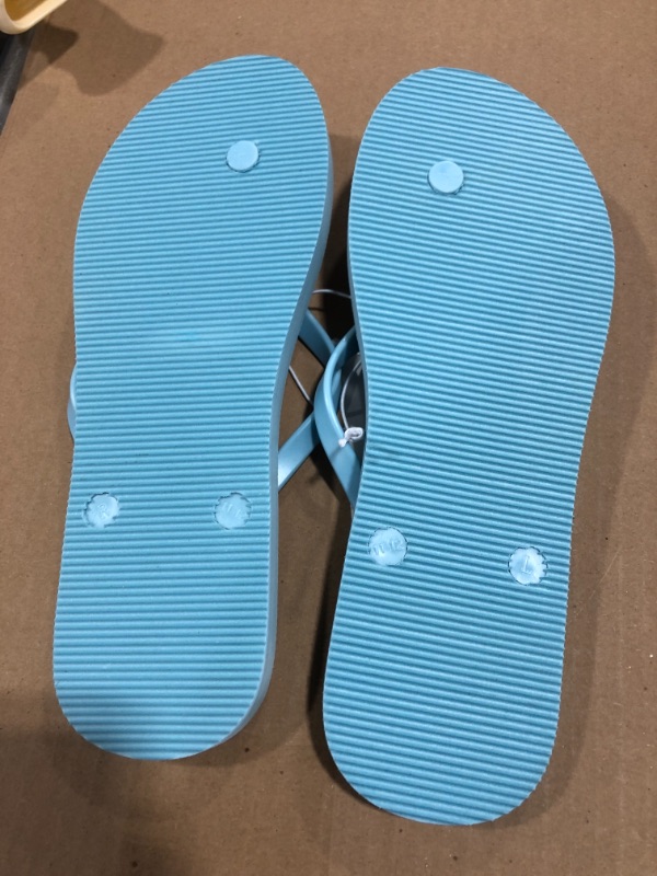 Photo 2 of BLUE CUPSHE SANDALS SIZE 11