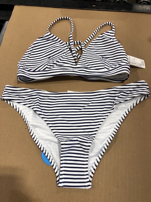 Photo 2 of Hit Summer Stripe Bikini Set SIZE M 
