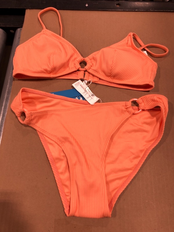 Photo 2 of Brenna Ribbed O-Ring Bikini SIZE M 
