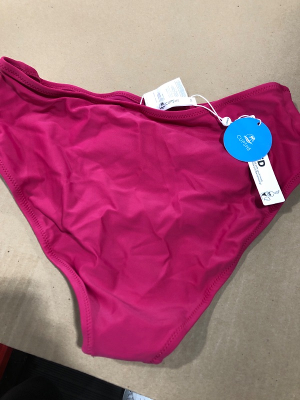 Photo 2 of CUPSHE SWIMWEAR BOTTOM SIZE M ( HOT PINK ) 