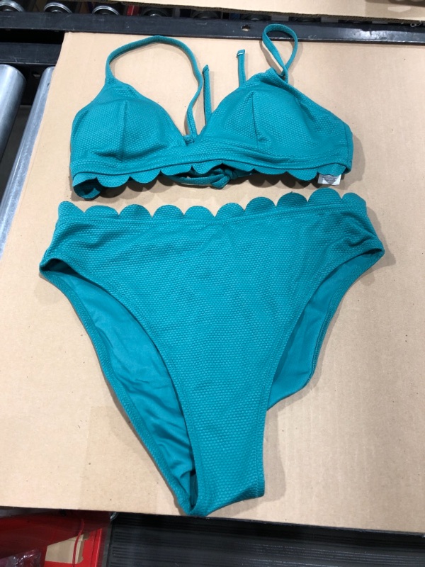Photo 1 of Seaside Holiday Scalloped Bralette And Hipster Bikini Set SIZE L 

