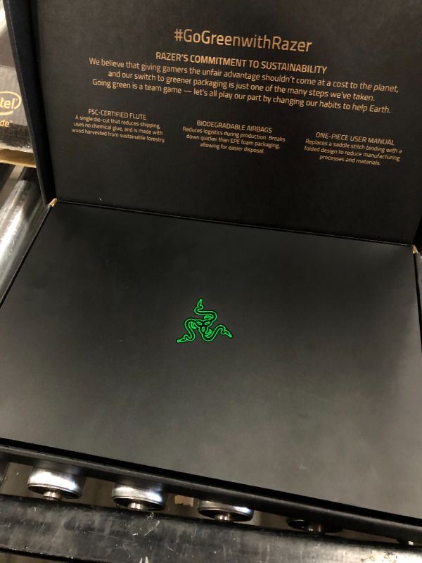 Photo 4 of Razer Blade Pro 17 Gaming Laptop 2021: Intel Core i7-11800H 8-Core, NVIDIA GeForce RTX 3070, 17.3" QHD 240Hz, 16GB RAM, 1TB SSD - Chroma RGB - Thunderbolt 3 - SD Card Reader
