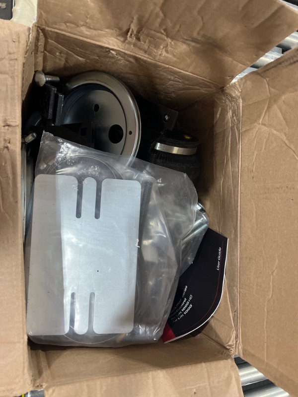 Photo 1 of Air Lift 88204 LoadLifter 5000 Ultimate Air Suspension Kit
