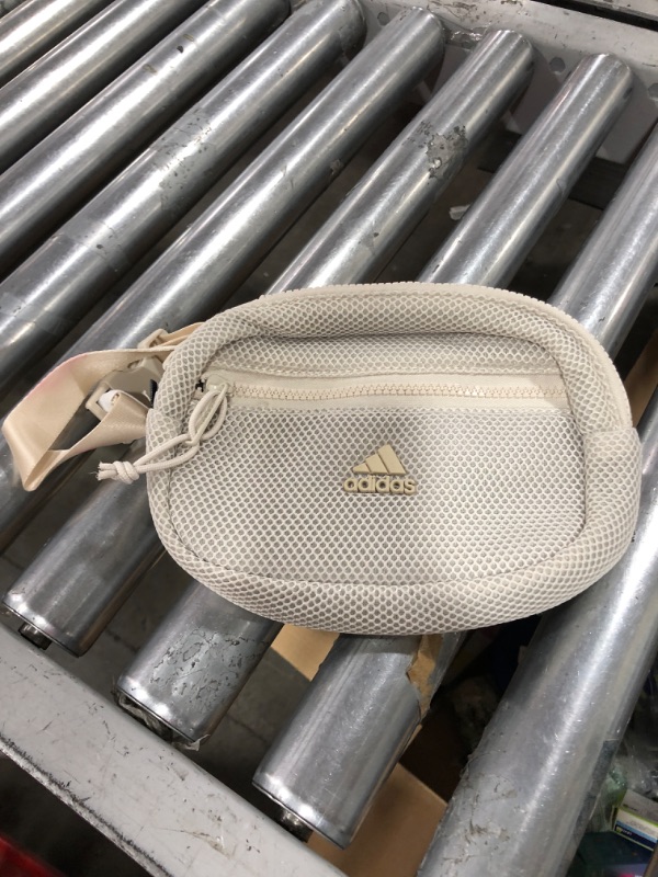 Photo 1 of adidas fanny pack 