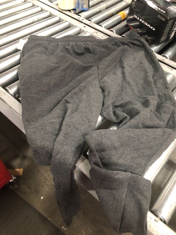 Photo 2 of  Men's Fleece Jogger Pant XXL
