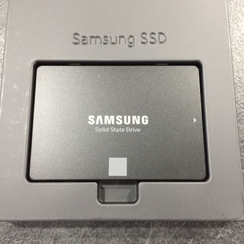 Photo 1 of SAMSUNG 850 EVO 250GB 2.5-Inch SATA III Internal SSD (MZ-75E250B/AM)