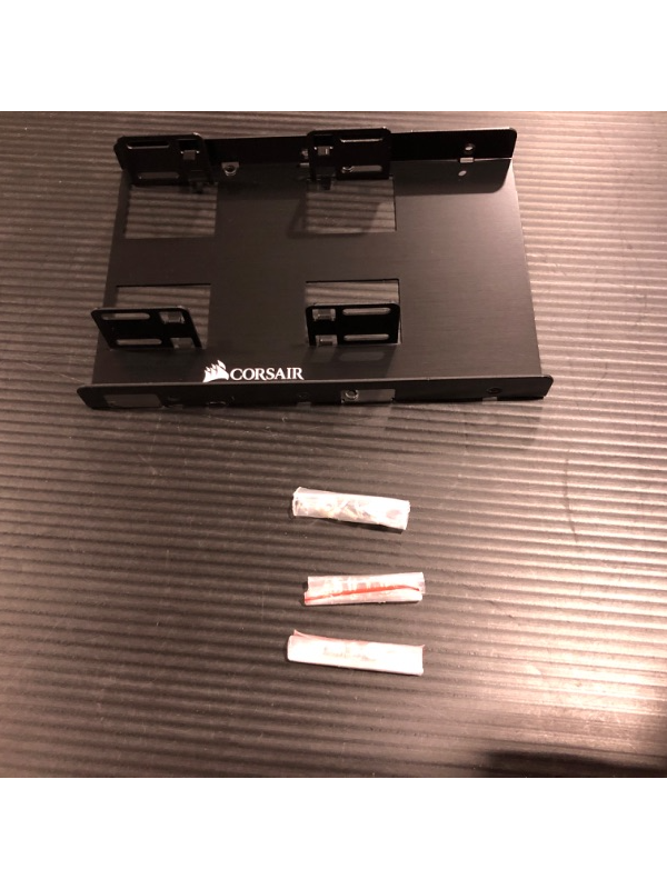 Photo 2 of Corsair Value Select CSSD-BRKT2 Dual SSD Mounting Bracket
