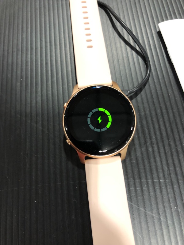 Photo 2 of Women's Smart Watch Rose Gold 