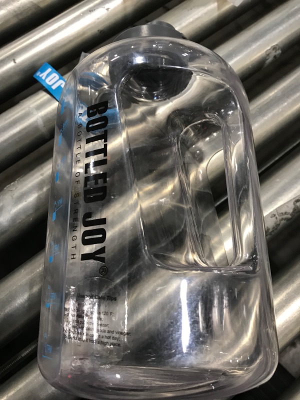 Photo 1 of 2200mL Water Bottle