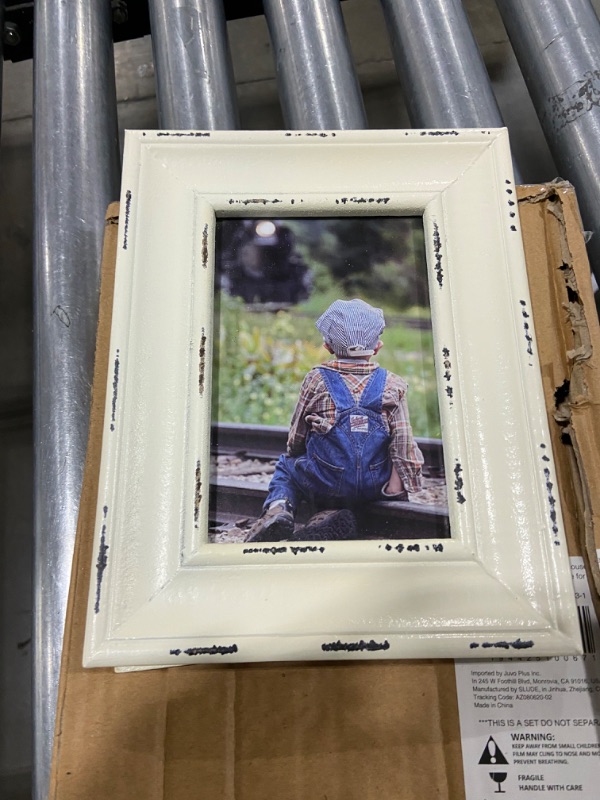 Photo 1 of 4*6in Rustic Picture Frame