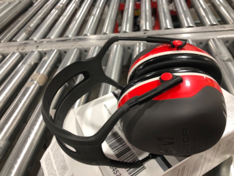 Photo 2 of 3M Peltor X3A Over-the-Head Ear Muffs, Noise Protection, NRR 28 dB, Construction, Manufacturing, Maintenance, Automotive, Woodworking, Heavy Engineering, Mining
