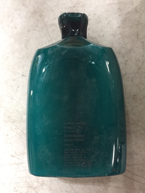 Photo 3 of Oribe Shampoo for Moisture & Control , 8.5 Fl Oz (Pack of 1)
