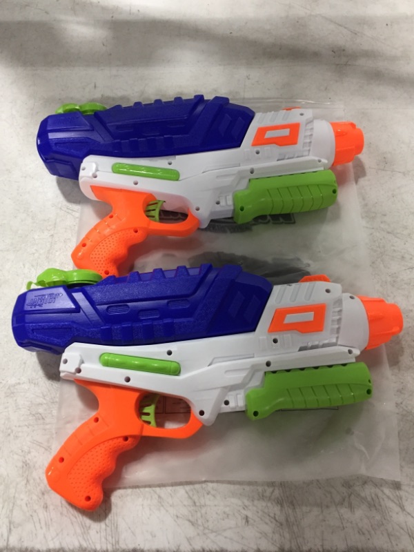 Photo 2 of WATER BLASTER WATER GUNS 1000CC FOR SWIMMING POOL & PLAY. 2 PACK.