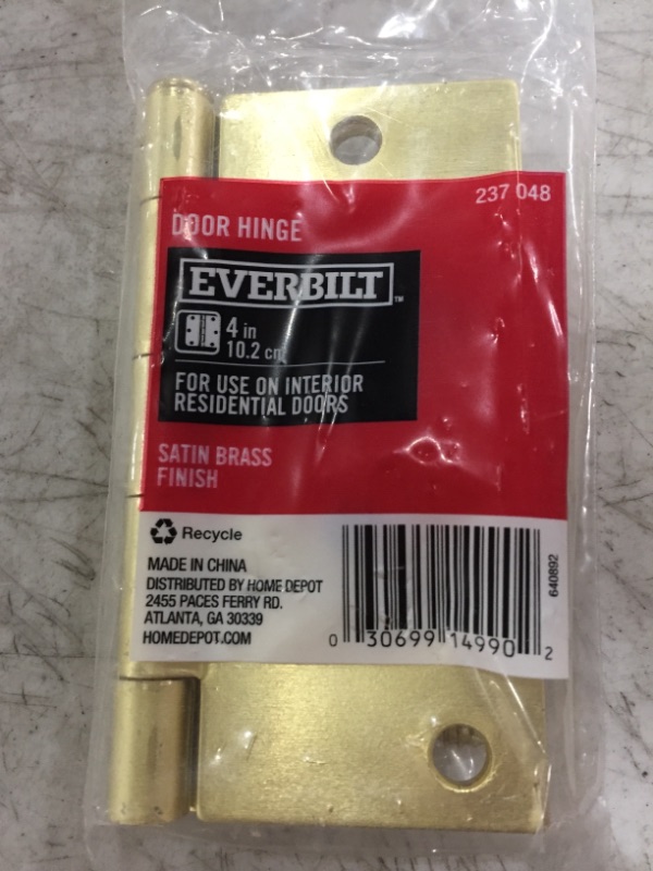 Photo 1 of EVERBILT DOOR HINGE 237 048. SATIN BRASS. 4 INCH. LOT OF 2.