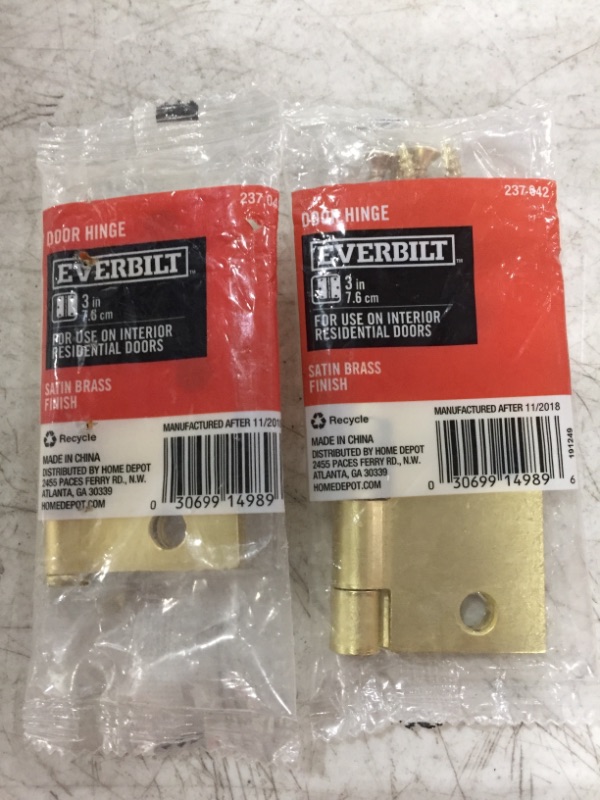Photo 1 of EVERBILT DOOR HINGE 237 042. SATIN BRASS. 3 INCH. LOT OF 2.