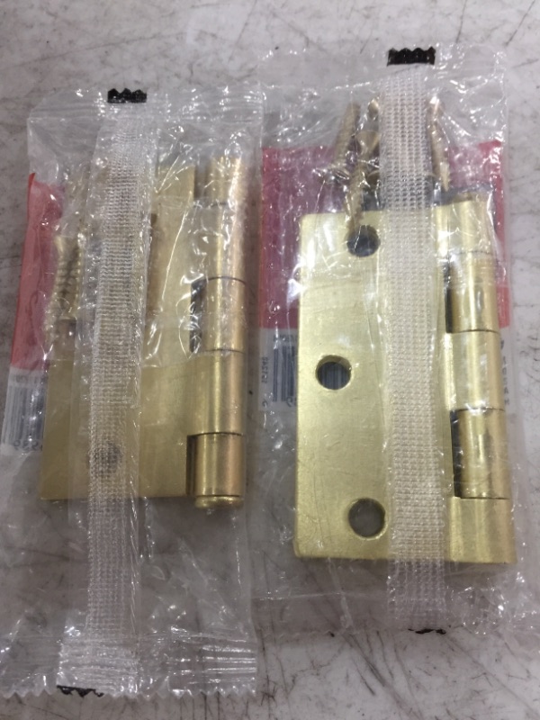 Photo 3 of EVERBILT DOOR HINGE 237 042. SATIN BRASS. 3 INCH. LOT OF 2.