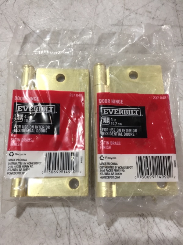 Photo 2 of EVERBILT DOOR HINGE 237 048. SATIN BRASS. 4 INCH. LOT OF 2.