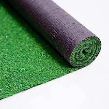 Photo 1 of Evergreen Collection 2 ft. 7 in. x 9 ft. 10 in. Green Artificial Grass Rug
