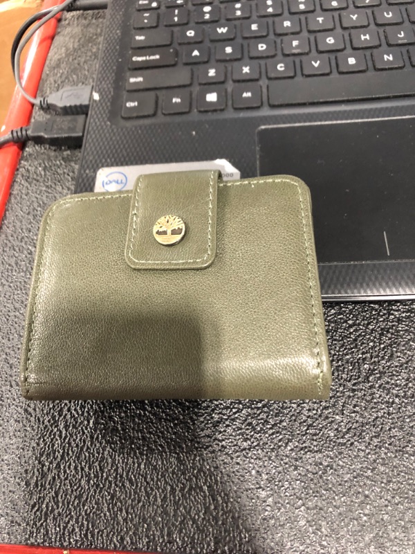 Photo 1 of Timberland Women's Leather RFID Small Indexer Wallet Billfold
