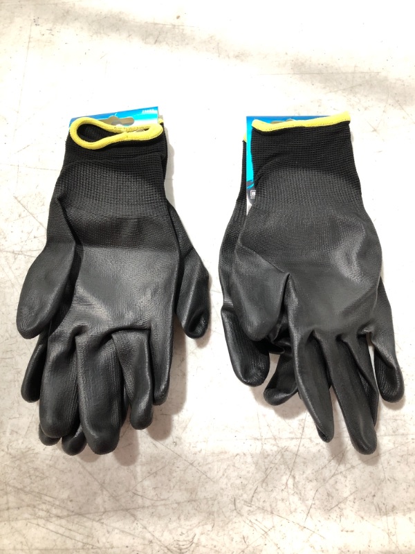 Photo 3 of Gorilla Grip Slip Resistant All Purpose Work Gloves
2 PAIR. SIZE MEDIUM. 