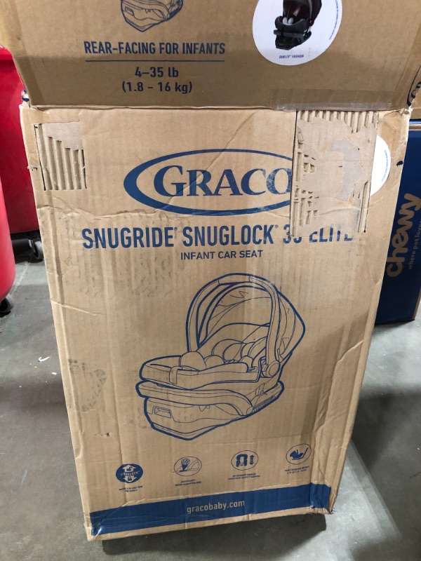 Photo 2 of Graco SnugRide SnugLock 35 Elite Infant Car Seat, Baby Car Seat, Oakley
