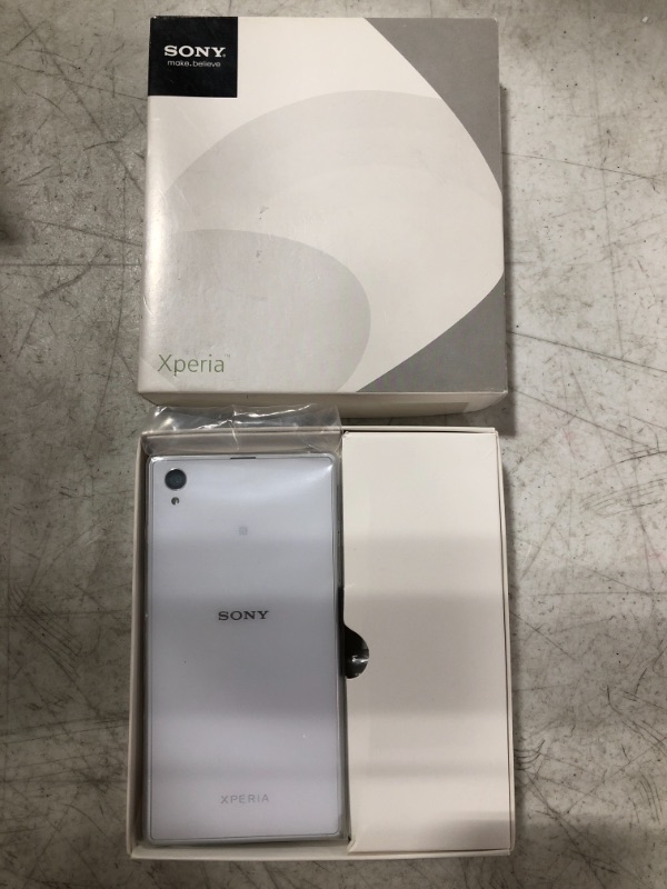 Photo 2 of Sony Xperia X Performance unlocked smartphone, 32GB White
