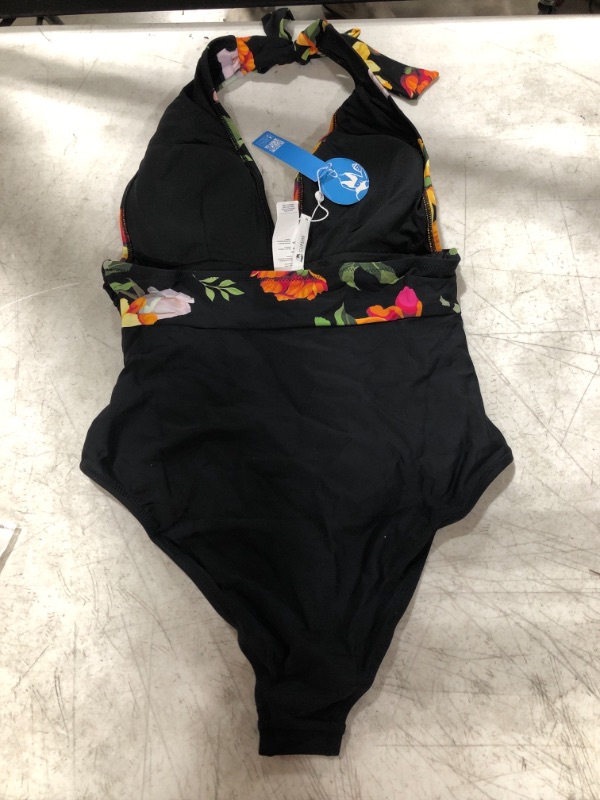 Photo 3 of Floral And Black Plunge Halter One Piece Swimsuit
SIZE MEDIUM.