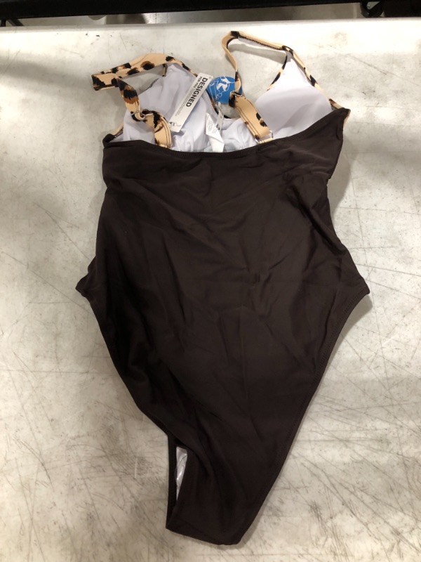 Photo 3 of Wild Leopard Twist One Piece Swimsuit
SIZE MEDIUM.
