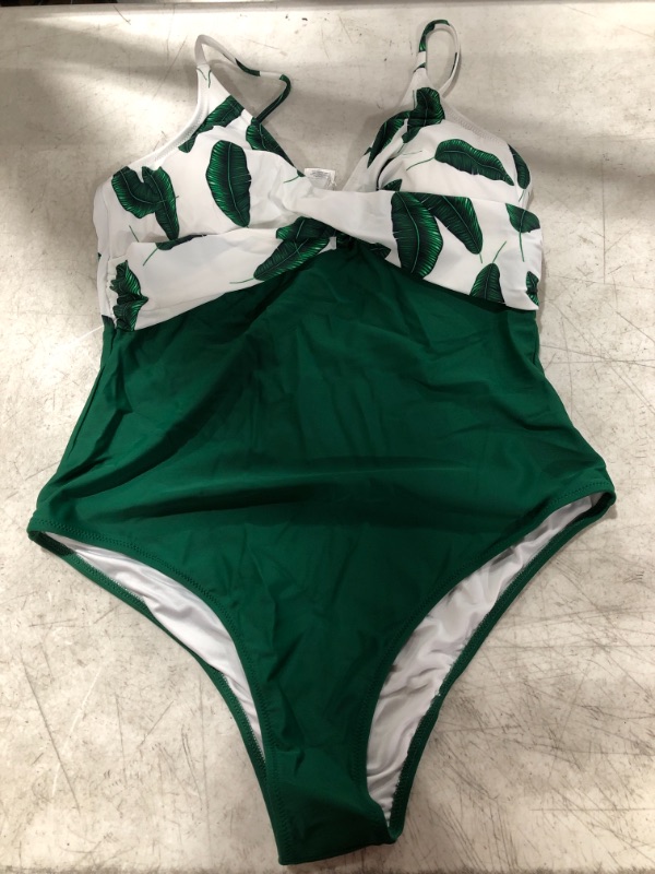 Photo 2 of Banana Leaf Twist-Front One Piece Swimsuit
SIZE XXL.