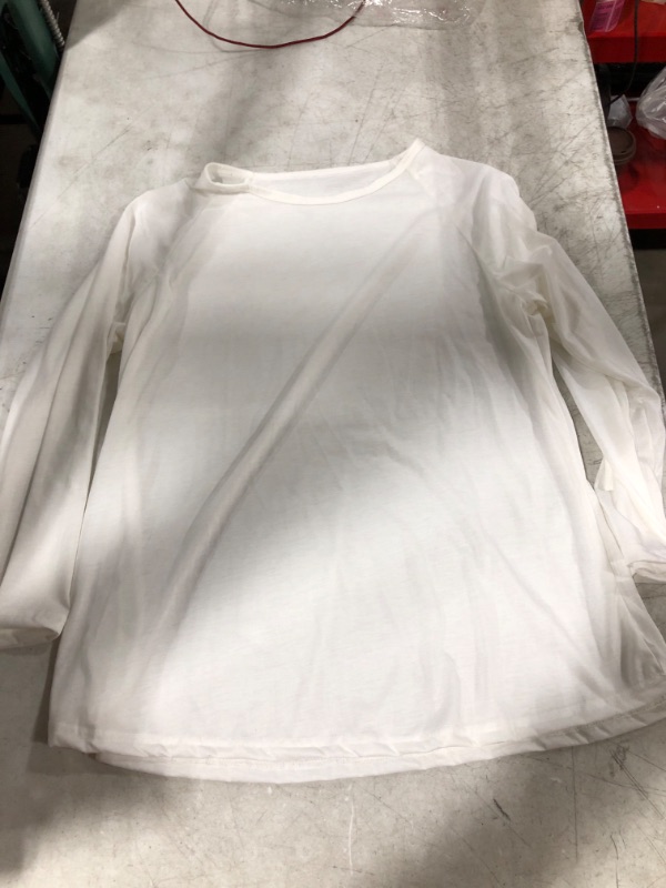 Photo 1 of WOMEN'S CASUAL LONG SLEEVE SHIRT, WHITE, SIZE 2XL.