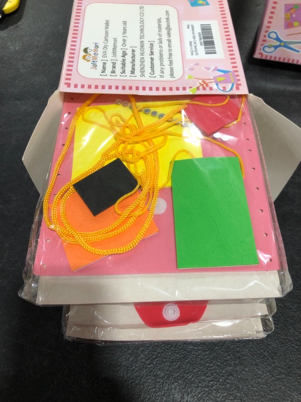 Photo 3 of JOLT ME MORI 12 CRAFT PROJECTS YOUR FIRST SEWING KIT.