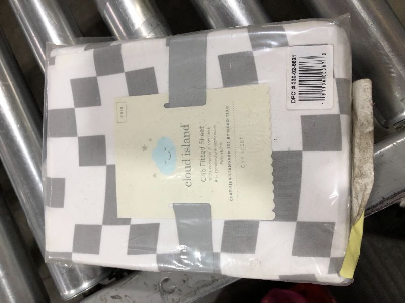 Photo 2 of Crib Fitted Sheet GeoBright - Cloud Island™ Platinum White
