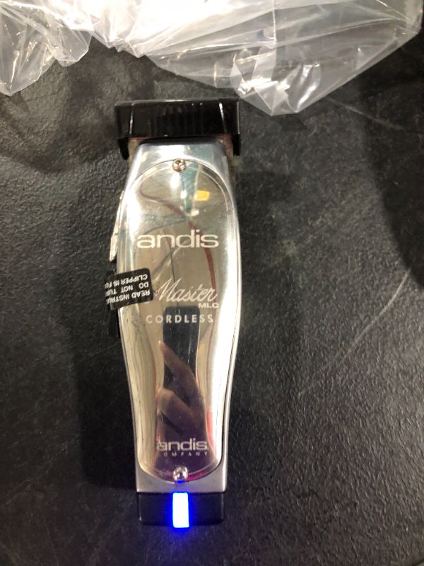 Photo 2 of Andis Master Cordless Lithium-Ion Clipper - CL-12470
