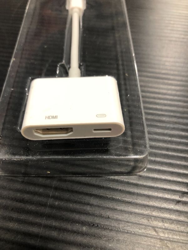 Photo 2 of Apple Lightning to Digital AV Adapter
