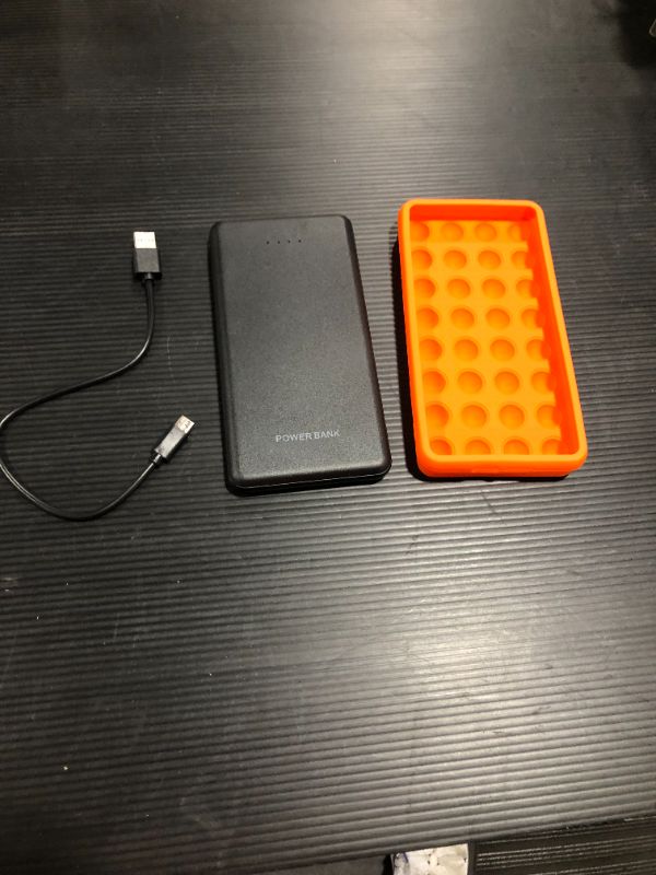 Photo 1 of Portable Charger 20000mAh Power Bank Fast Charging Power Bank with USB C Input, Slim Compact External Battery Pack for iPhone 13/12/11/XR/XS/X, Samsung, Google LG, iPad and etc
