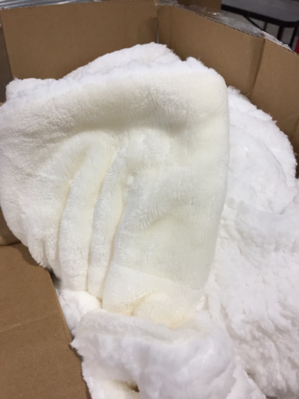 Photo 2 of Amazon Basics Ultra-Soft Micromink Sherpa Blanket - Full/Queen, Cream
