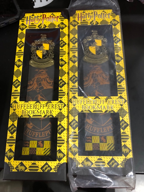Photo 3 of 2 PCS The Noble Collection Harry Potter Hufflepuff Crest Bookmark
