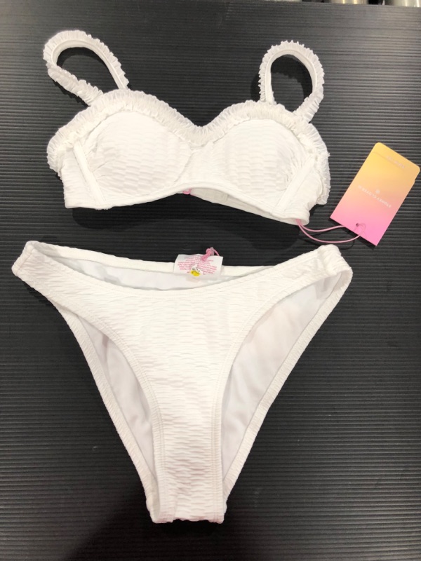 Photo 1 of Stoney Clover Lane X Target White Bikini
size:XXS (00)