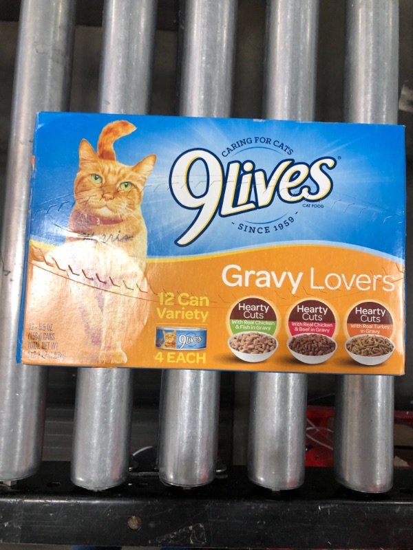 Photo 2 of 9Lives Variety Pack Favorites Wet Cat Food, 5.5 Ounce Cans