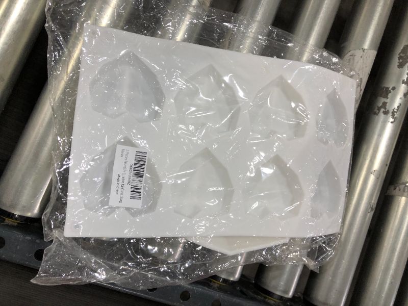 Photo 1 of 3pcs reusable ice cube soap heart white