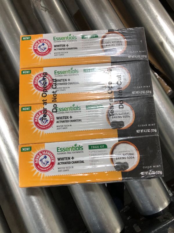 Photo 2 of Arm & Hammer Essentials FluorideFree Toothpaste Whiten + Activated Charcoal4 Pack of 4.3oz Tubes Clean 100 Natural Baking Soda, Mint, 17.2 Ounce
BB 05-2023