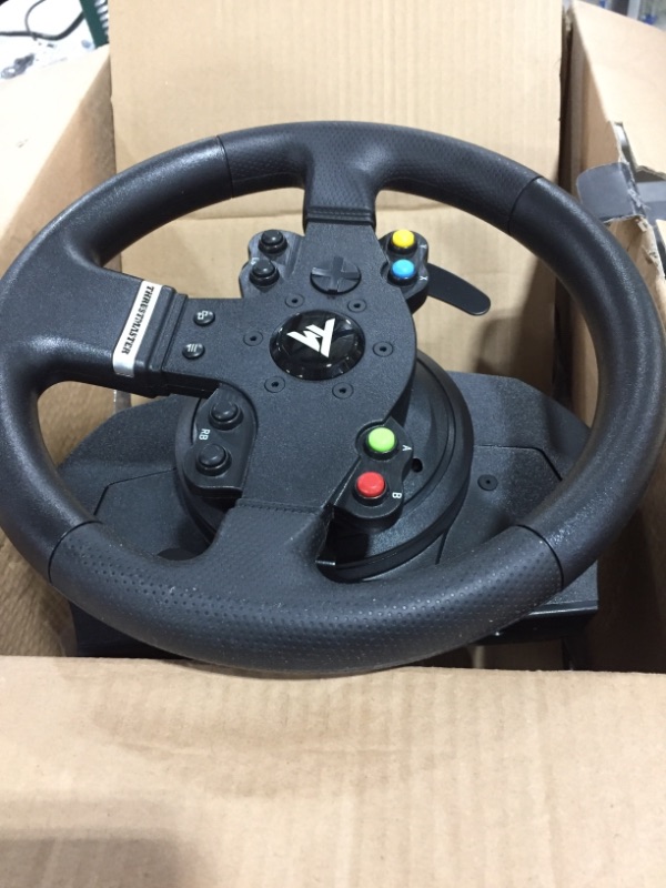 Photo 2 of Thrustmaster TMX PRO Racing Wheel (XBOX Series X/S, XOne & Windows)
