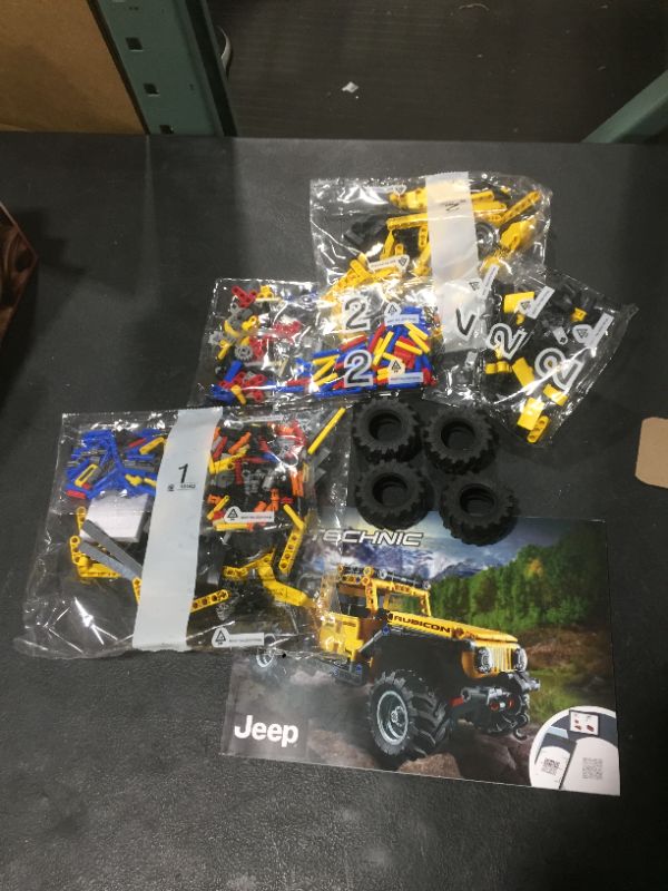 Photo 2 of LEGO Technic Jeep Wrangler 42122; an Engaging Model Building Kit for Kids Who Love High-Performance Toy Vehicles, New 2021 (665 Pieces)
