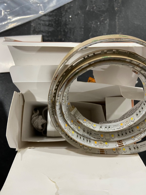 Photo 1 of Philips Wiz Connected WiFi Smart Light Strip 6.5ft 1600 Lumens 20w 9290025249
