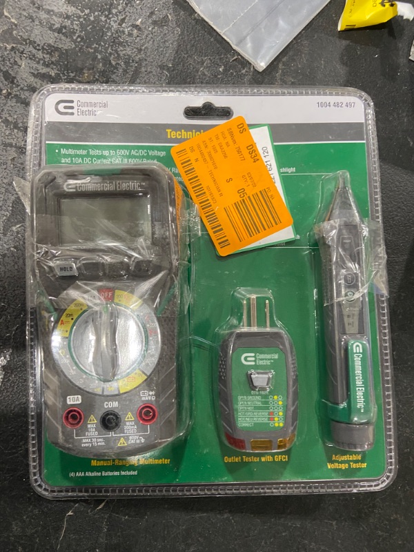 Photo 1 of Manual-Ranging Multimeter 