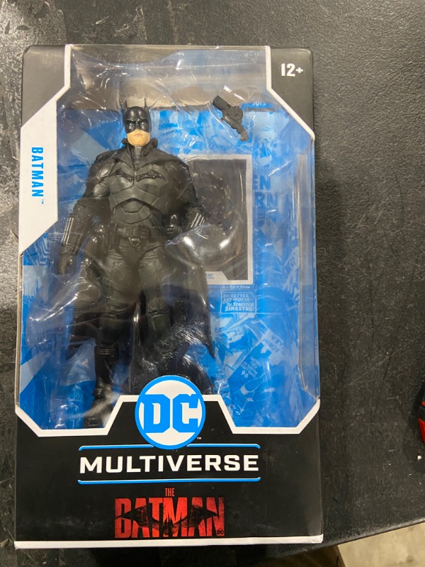 Photo 2 of McFarlane Toys - DC: The Batman Movie - Batman 7" Action Figure
