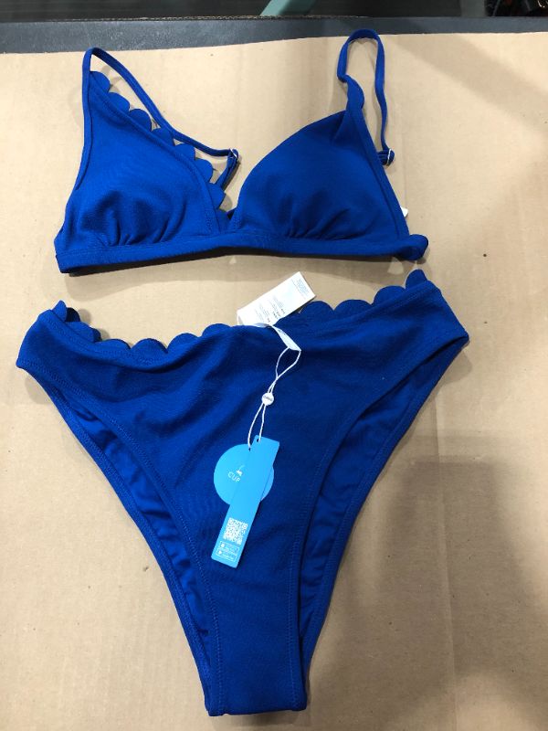 Photo 2 of (L) Blue Scalloped Mid Waisted Bikini
