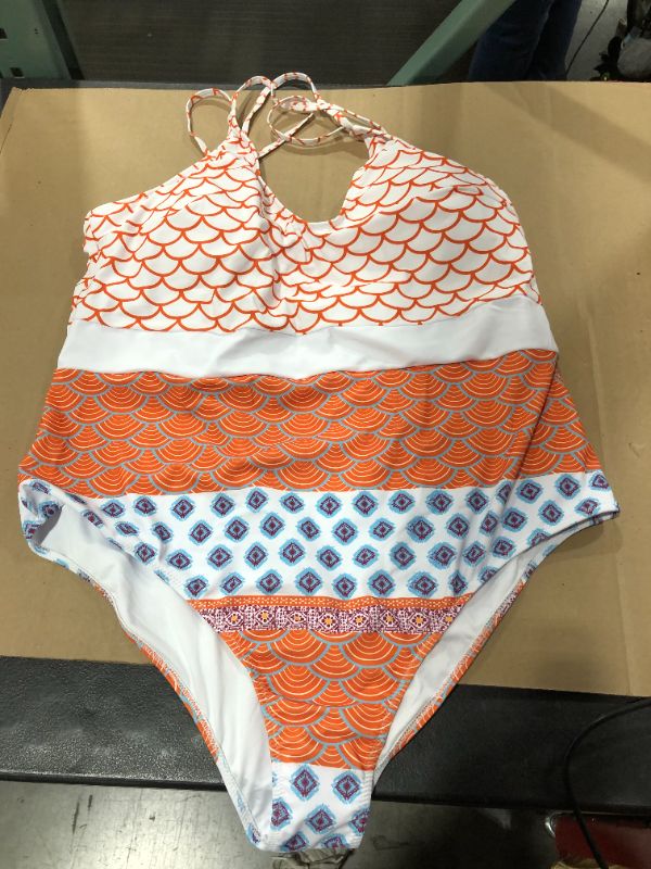 Photo 2 of (3X) Fish Scales Printed Plus Size One Piece Swimsuit
