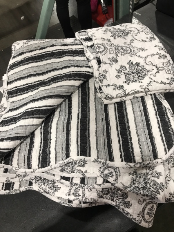 Photo 1 of Cozy Line Home Fashions French Medallion Black White Grey Rose Flower Pattern Printed 100% Cotton Bedding Quilt Set Reversible Coverlet Bedspread (Black White, Queen - 2 Piece)
