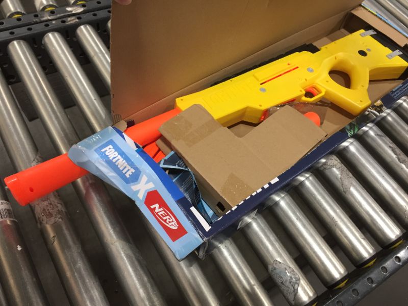 Photo 3 of NERF Fortnite BASR-L Blaster